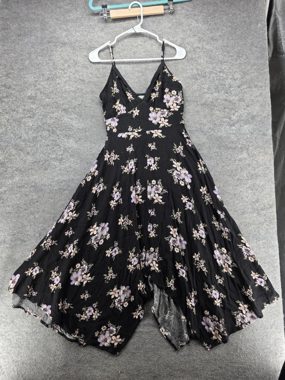 Maurices Dress Womens S Black Floral Asymmetric Sundress V-Neck Strappy Lined